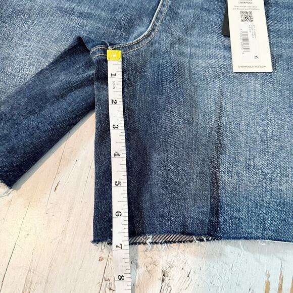 Liverpool Los Angeles Kristy High Rise Short Size US 6 Waist 28 Inseam 7” - Picture 11 of 12